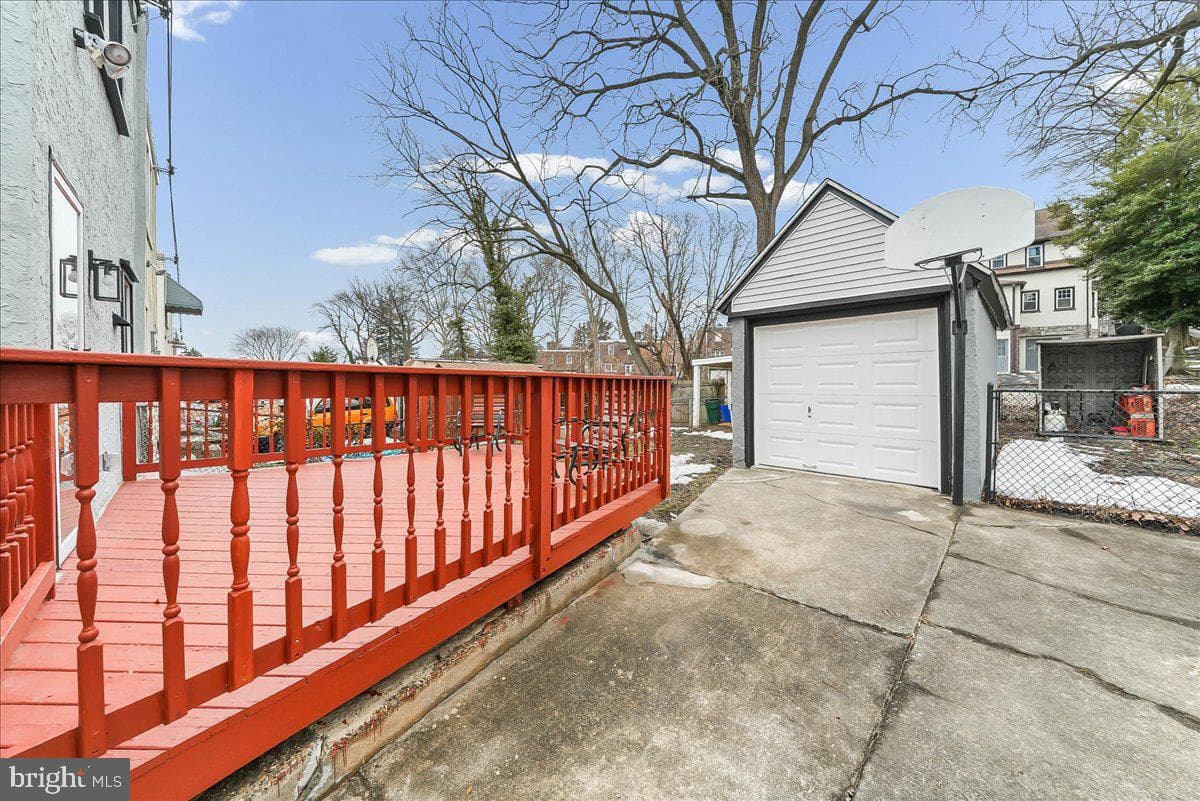 346 Lakeview Avenue photo 36