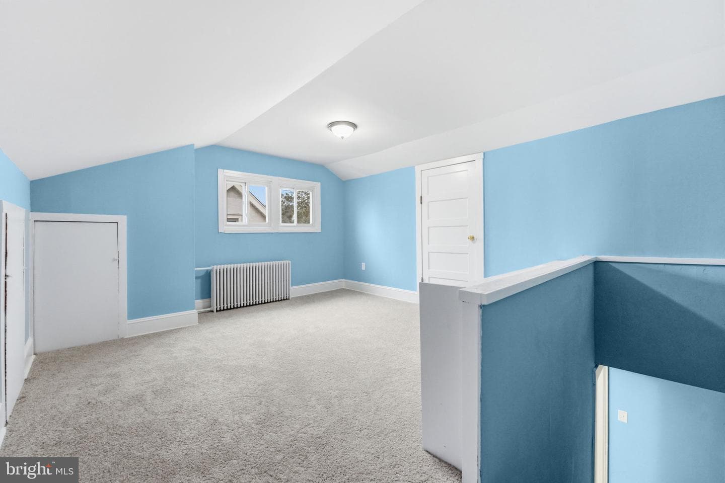 227 E Leamy Avenue photo 36