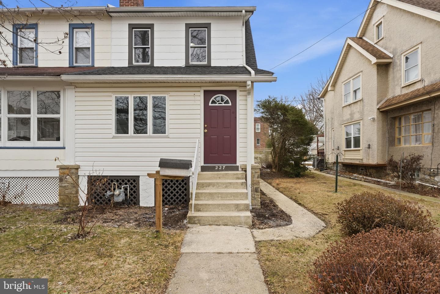 227 E Leamy Avenue photo 45