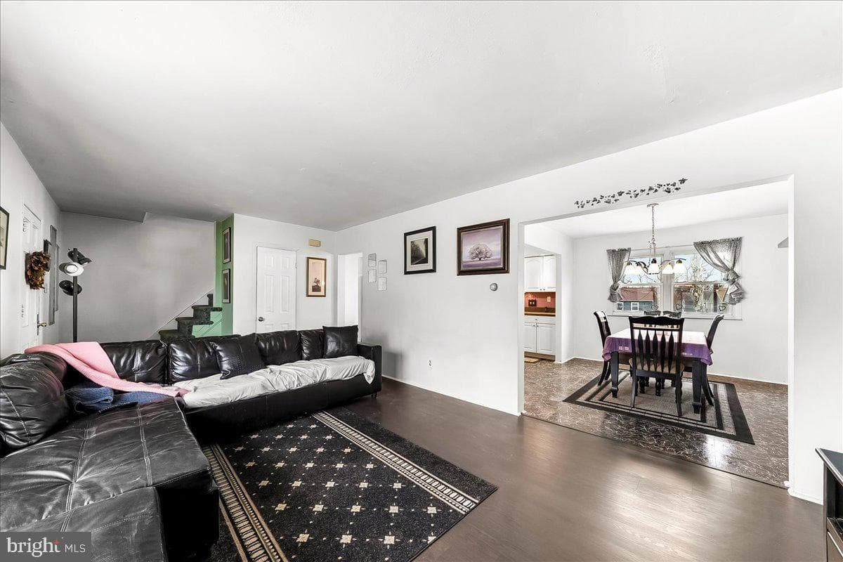 218 Riverview Avenue photo 7