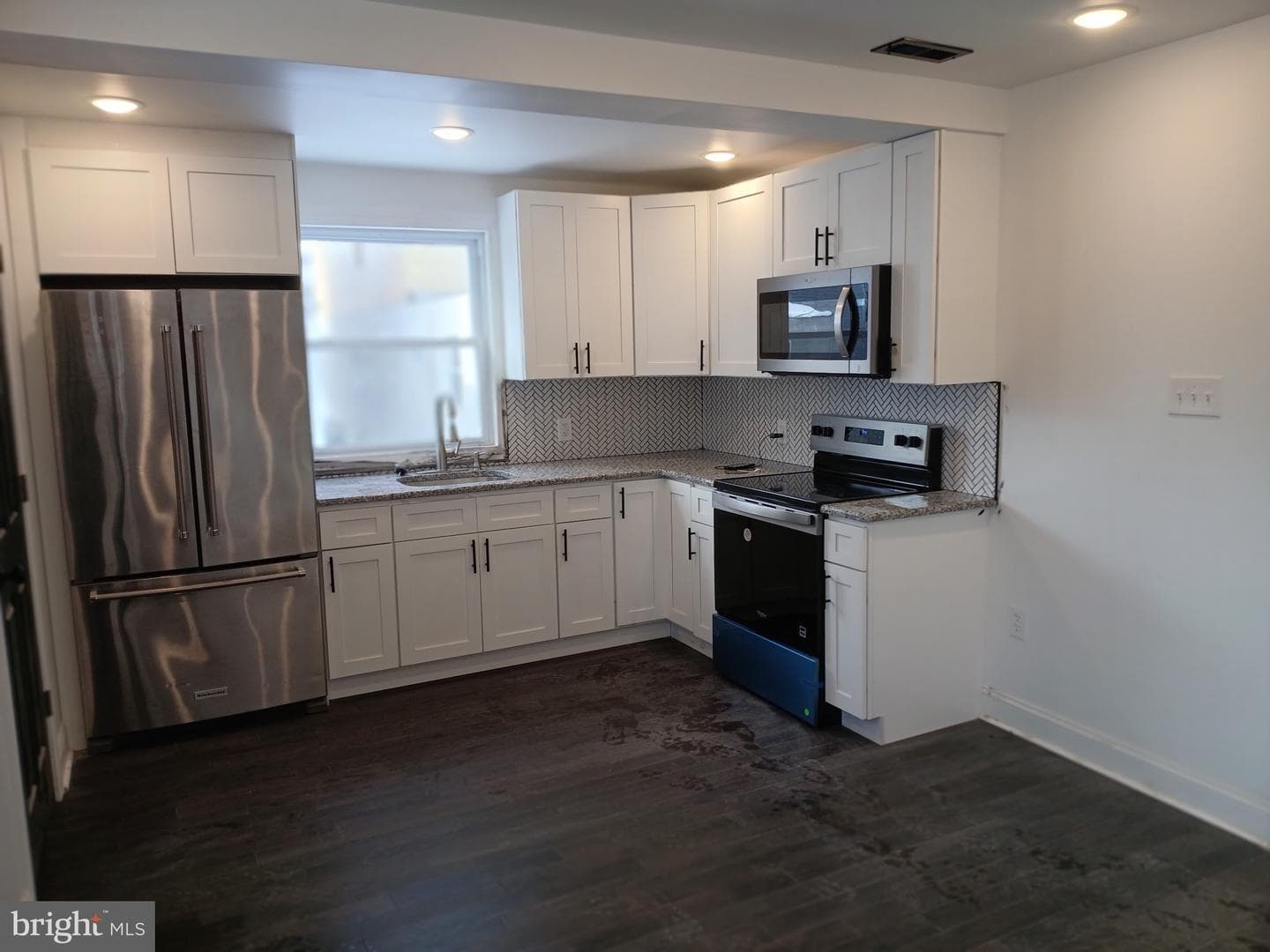 428 Chestnut Street photo 6