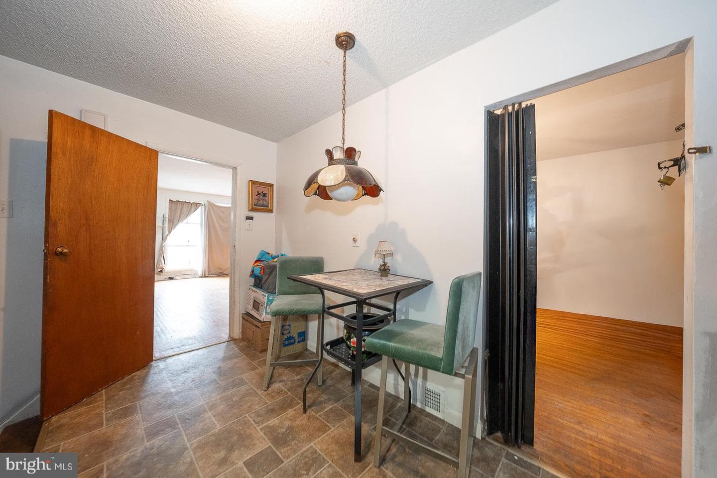 65 Eldon photo 12
