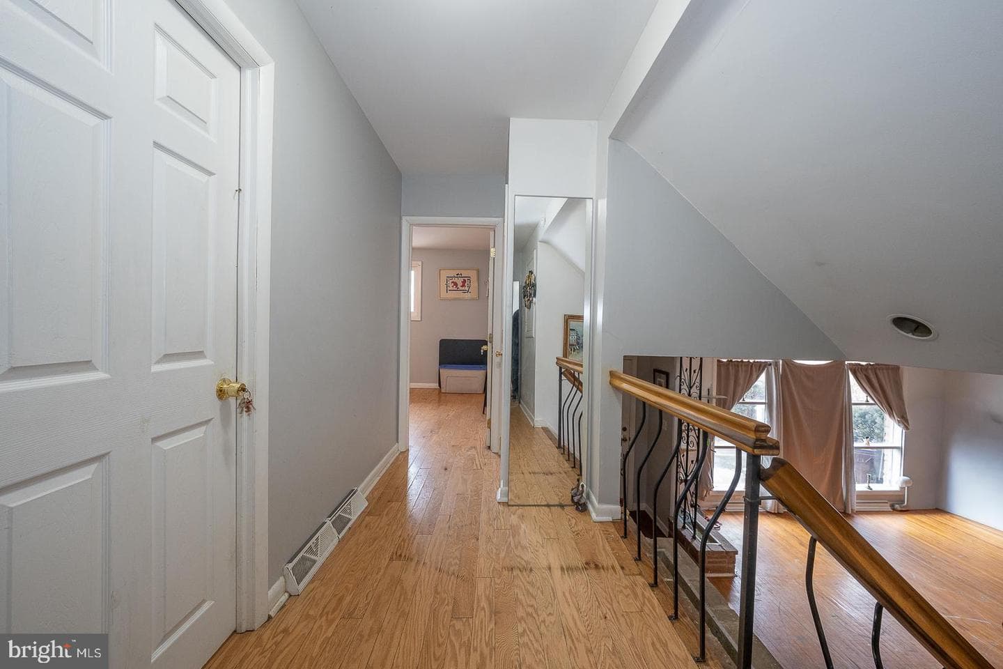 65 Eldon photo 14