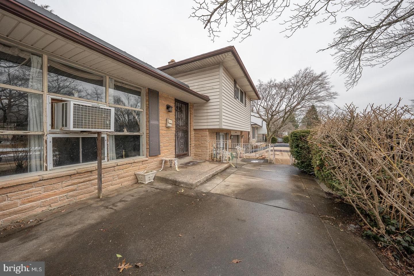 65 Eldon photo 33