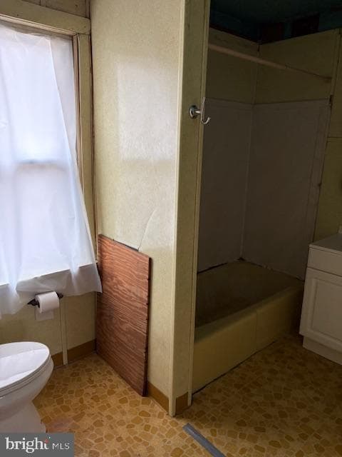 215 Chippewa Street photo 13