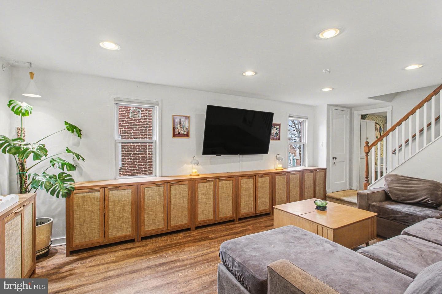 124 Belmont Avenue photo 4