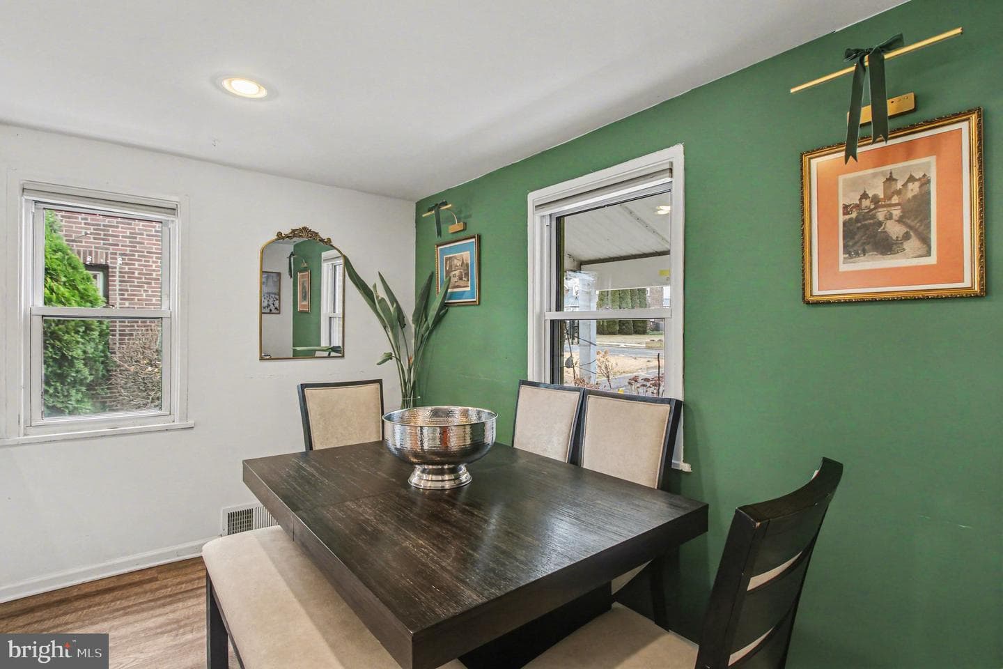 124 Belmont Avenue photo 5