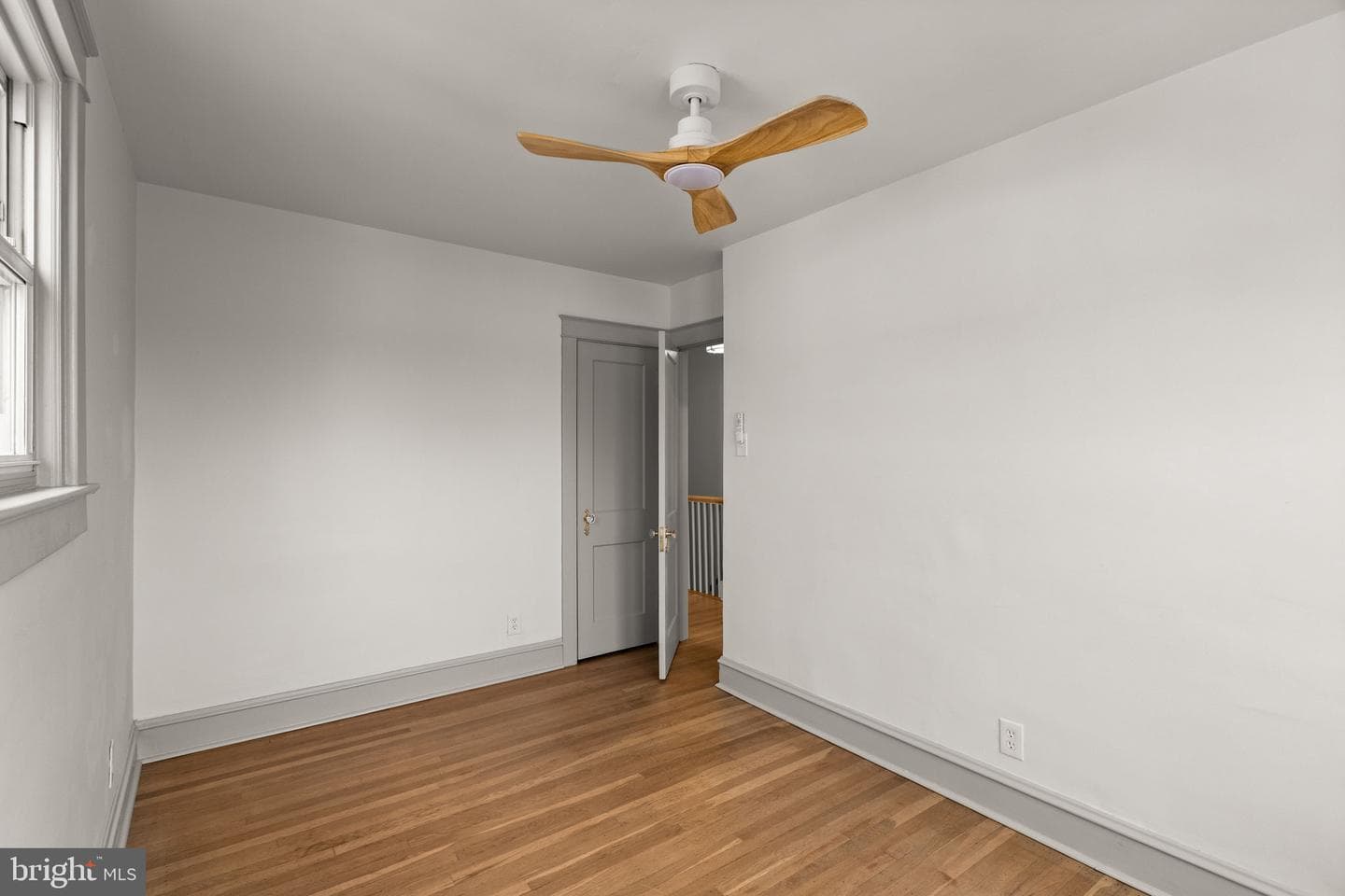 633 Georges Lane photo 23