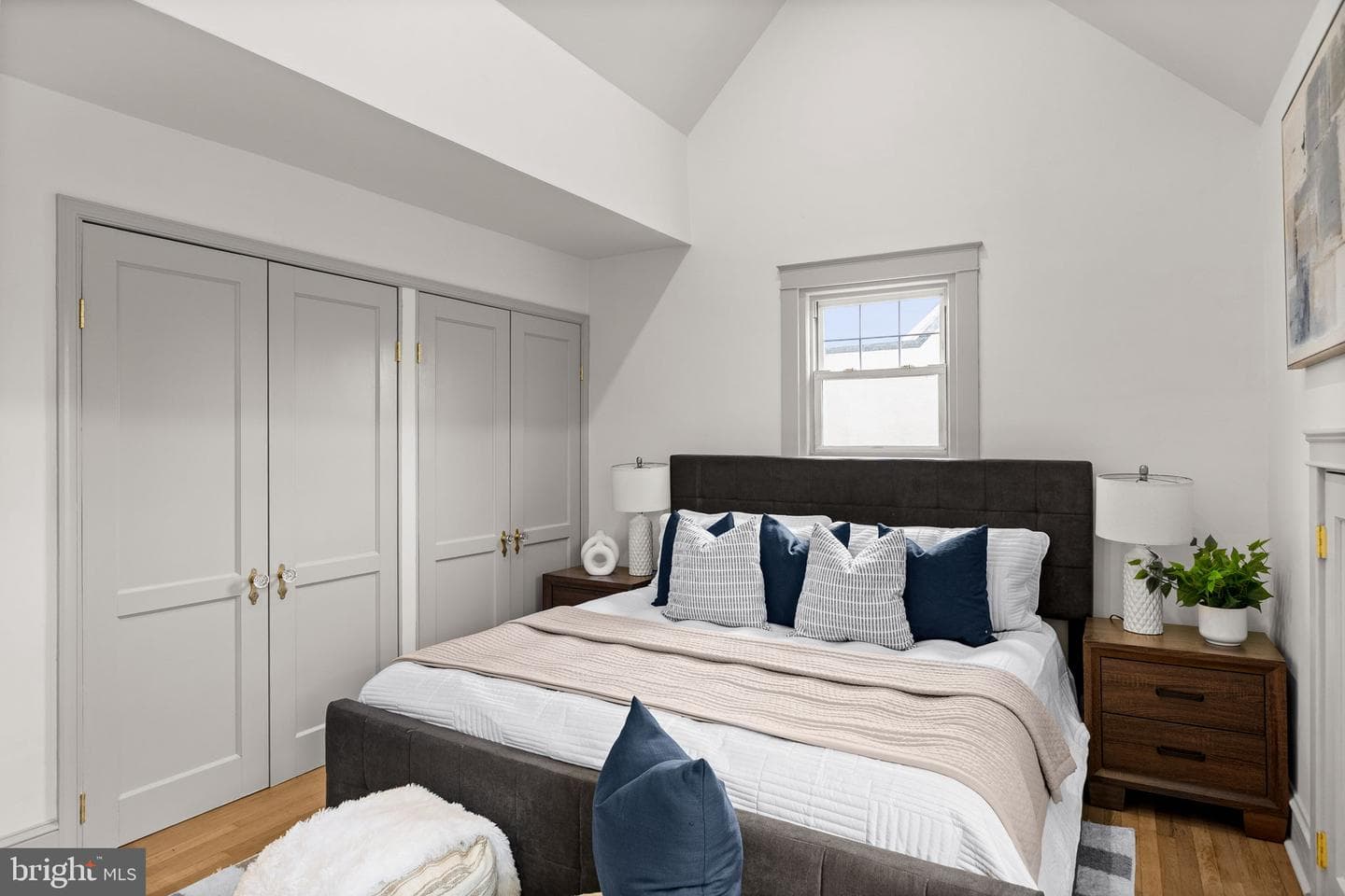 633 Georges Lane photo 29