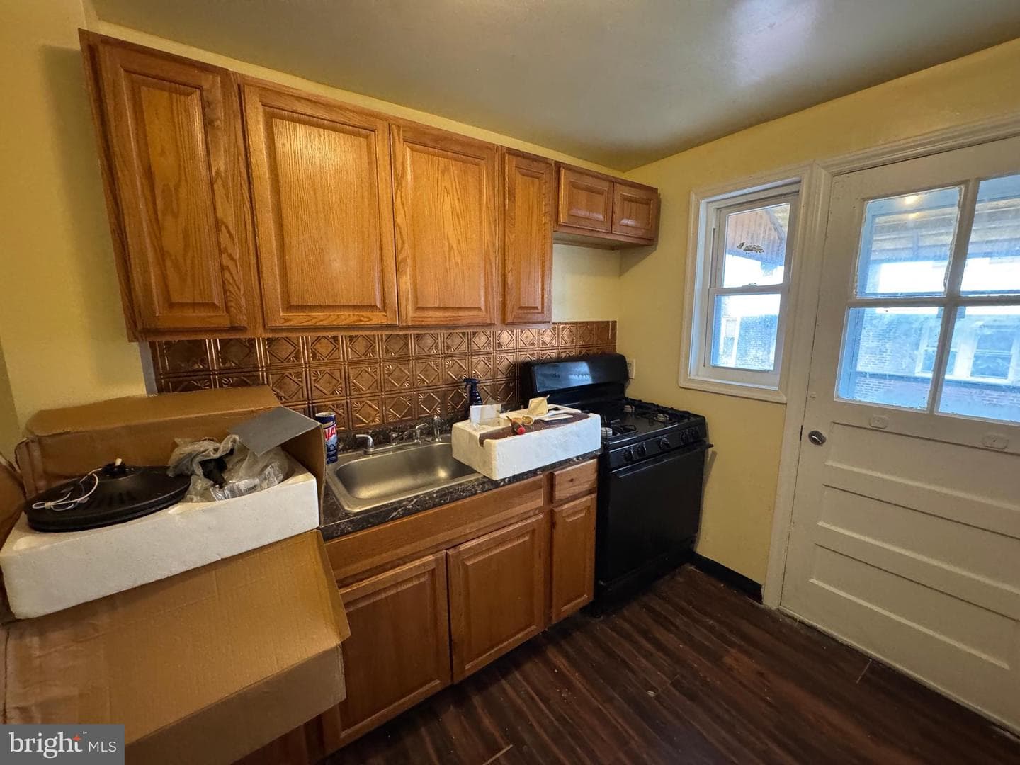 318 Fern Street photo 3