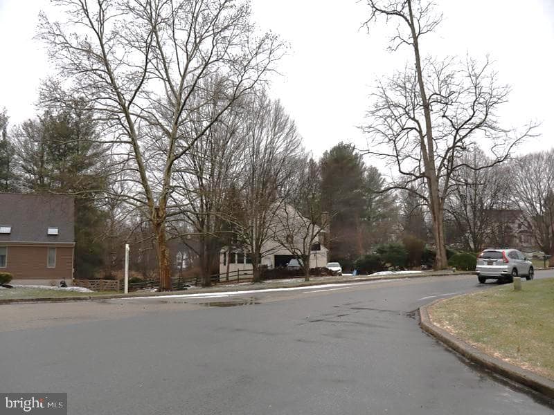 3 E Spring Oak Circle photo 8