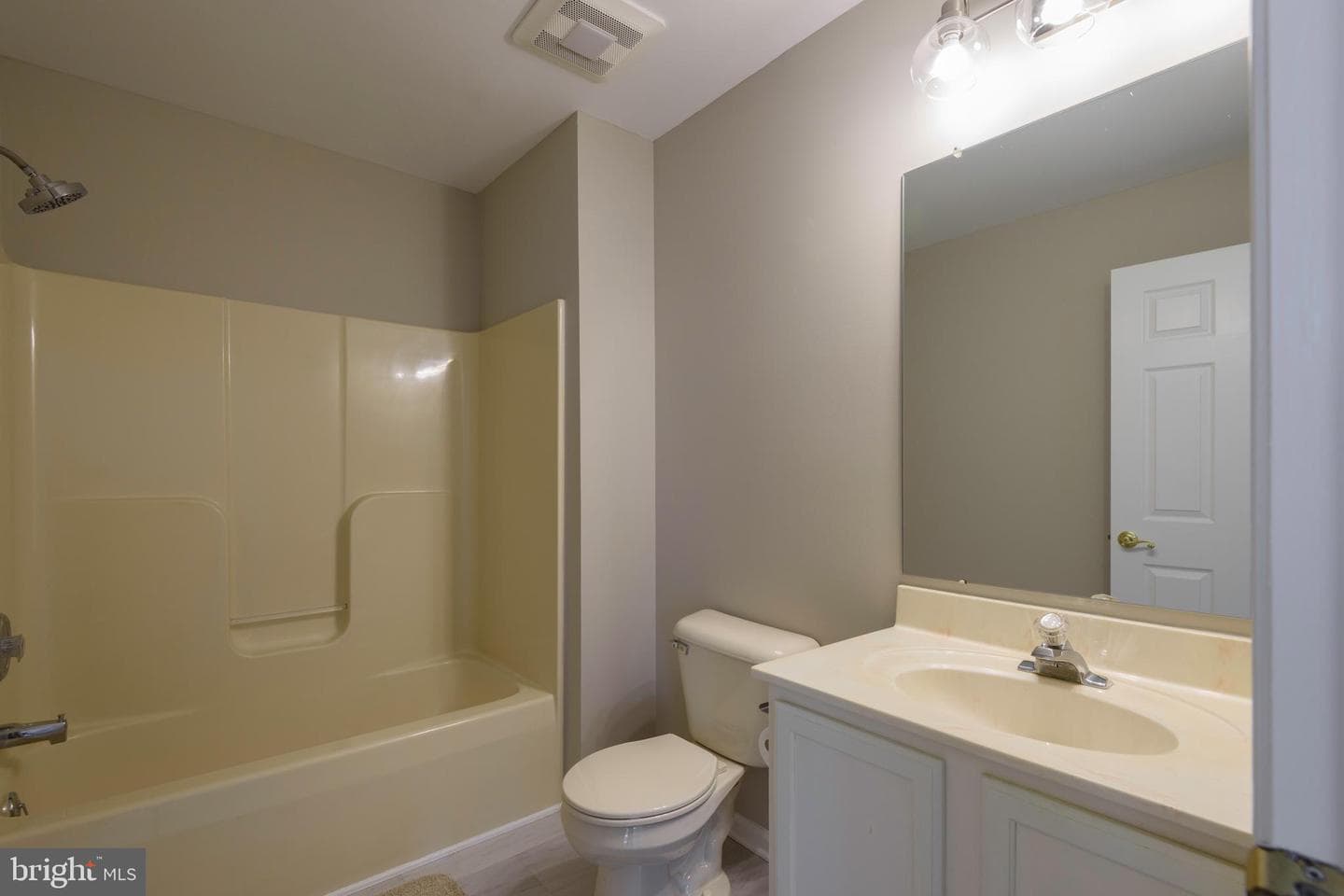 2302 Century Lane photo 23