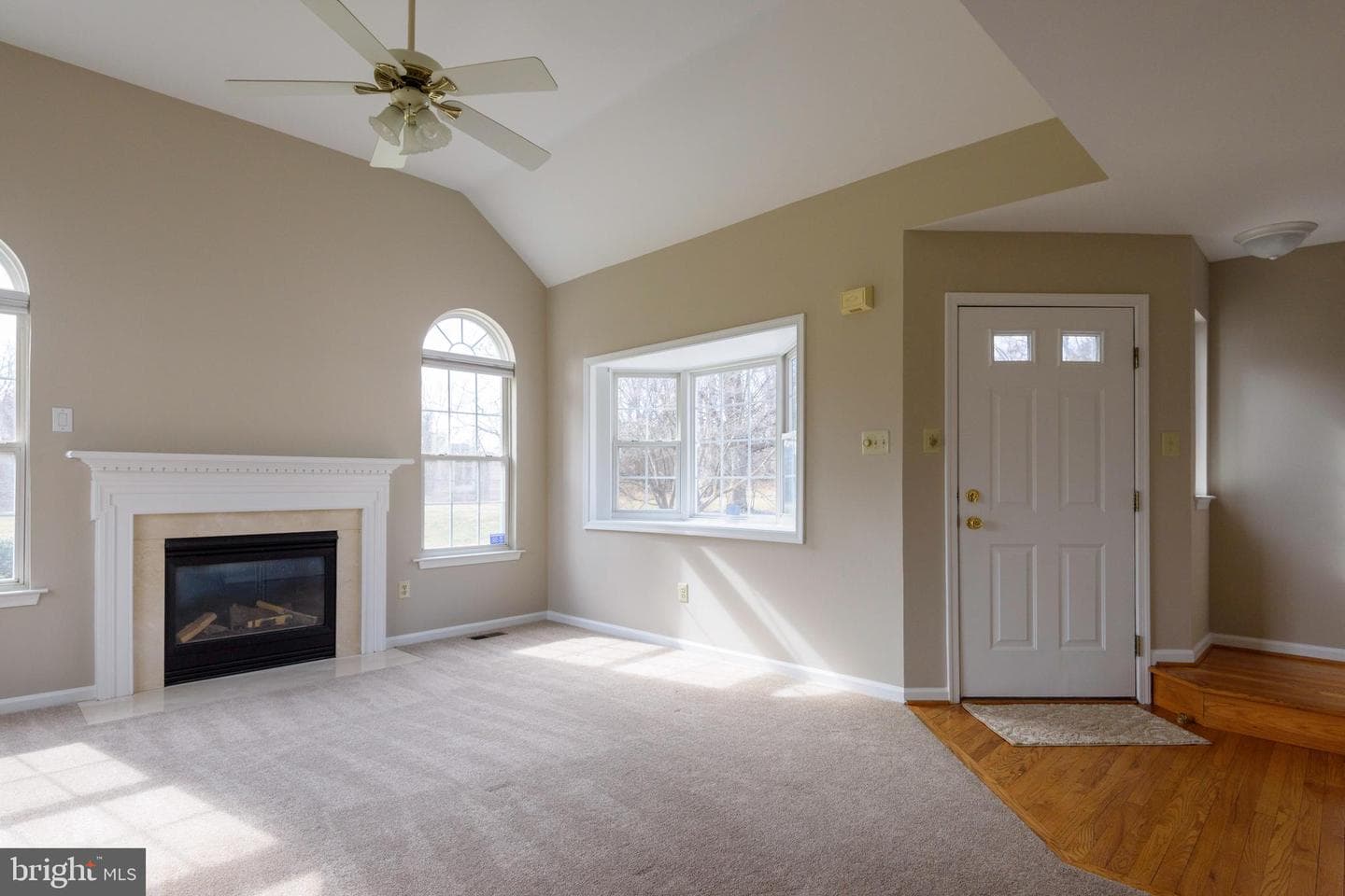 2302 Century Lane photo 4