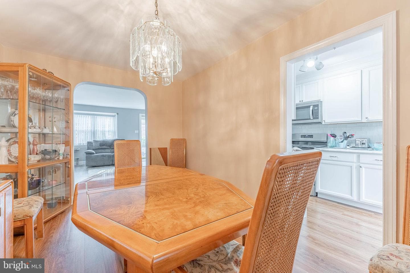 4913 Woodland Avenue photo 14