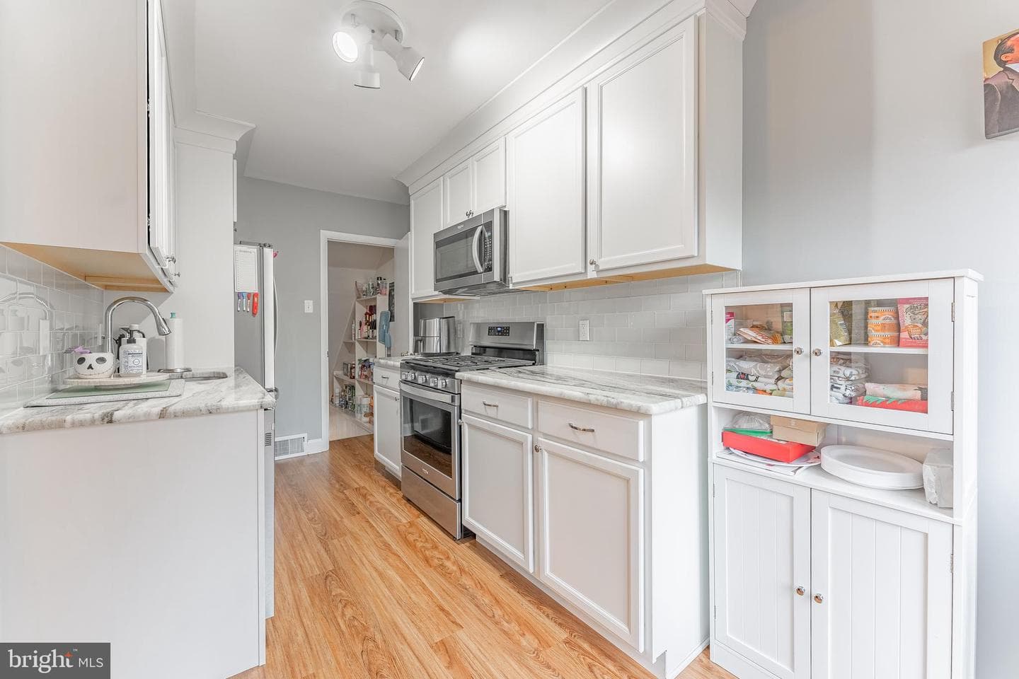 4913 Woodland Avenue photo 16