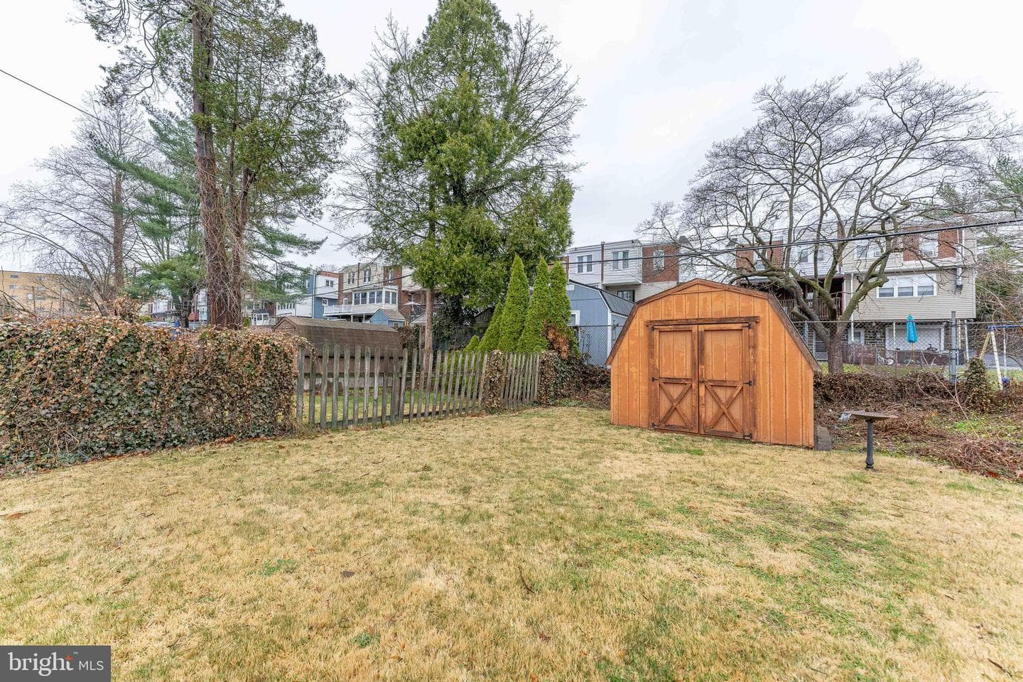 4913 Woodland Avenue photo 40