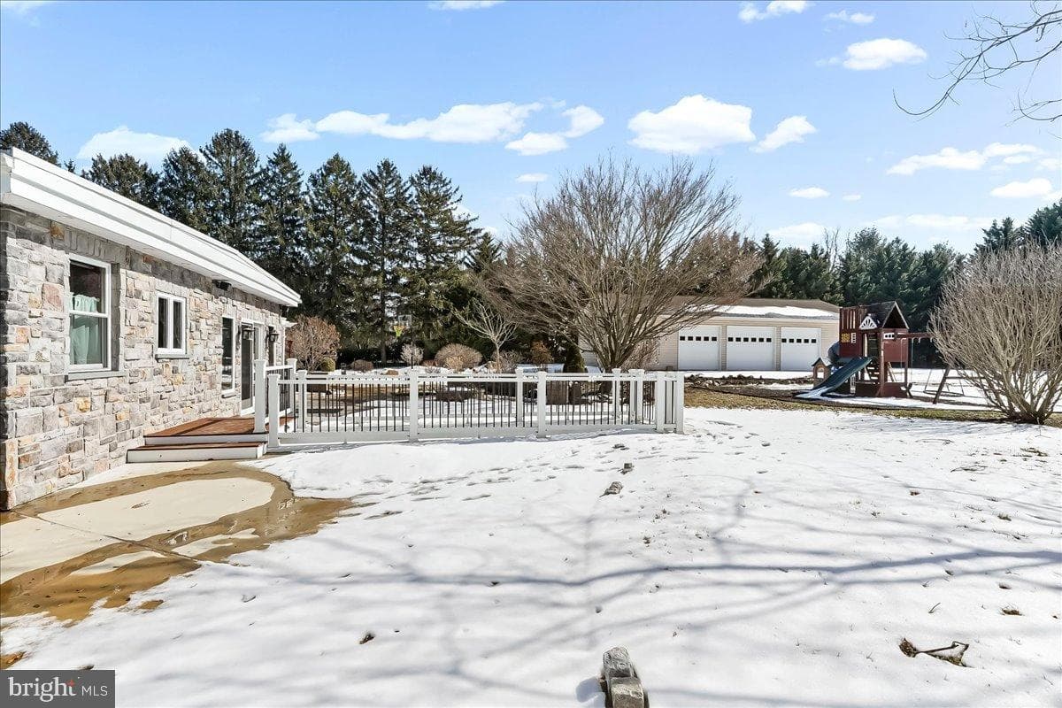 352 Concord Road photo 7