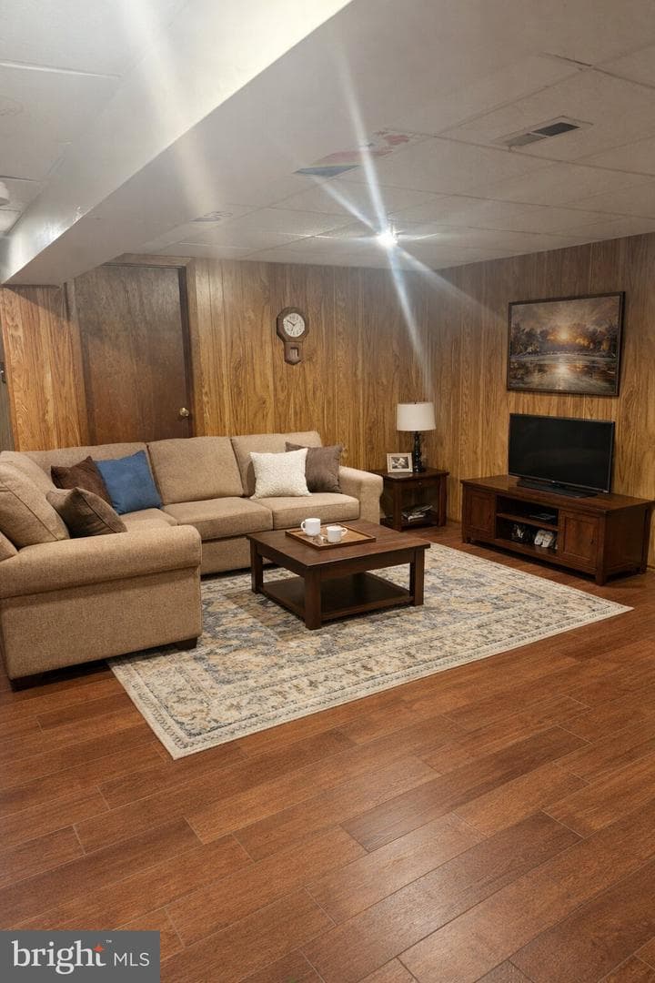 3 Victoria Drive photo 18