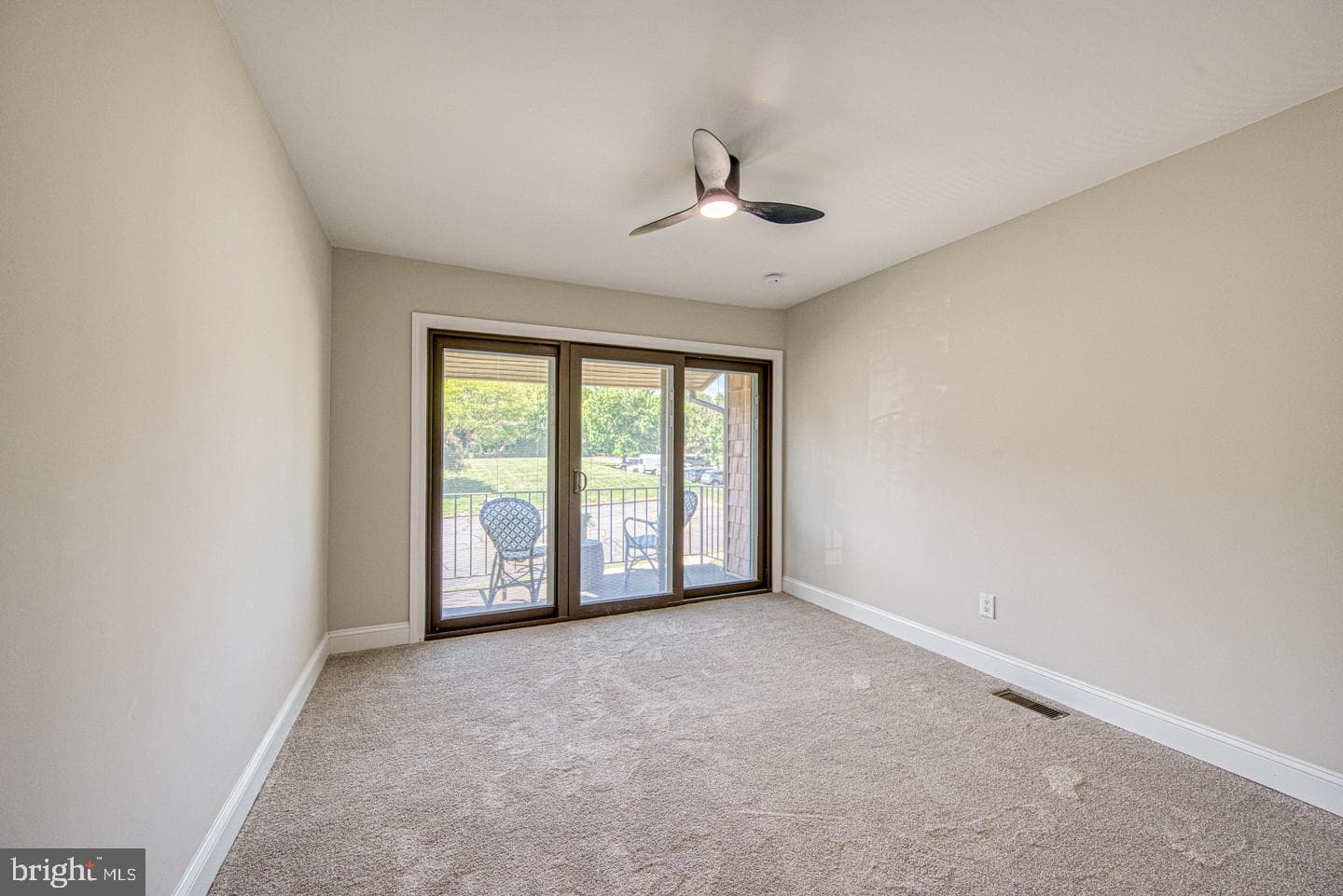 239 Bishop Drive photo 14