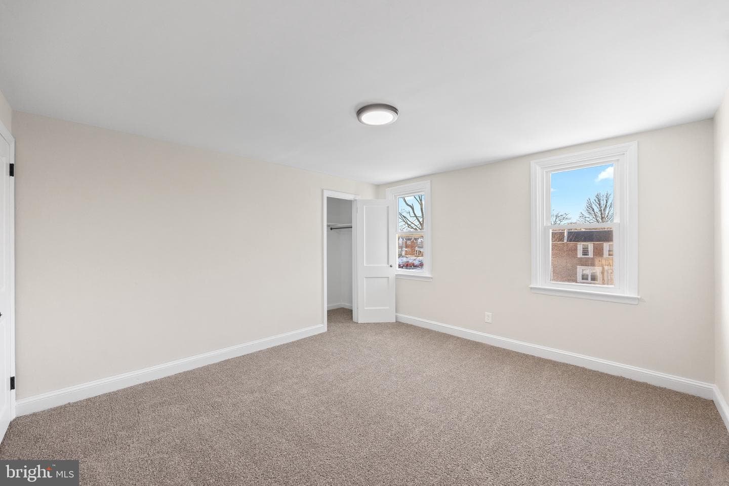 84 Chester Avenue photo 16