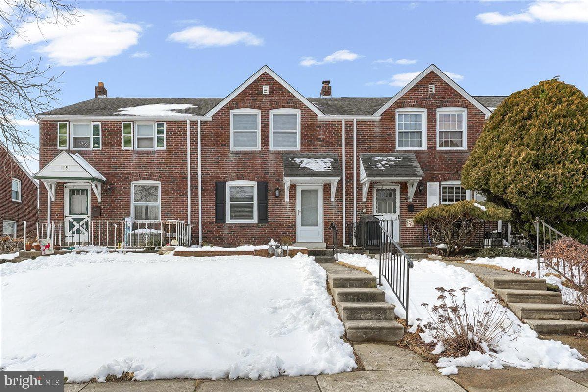 663 Clymer Lane photo 1