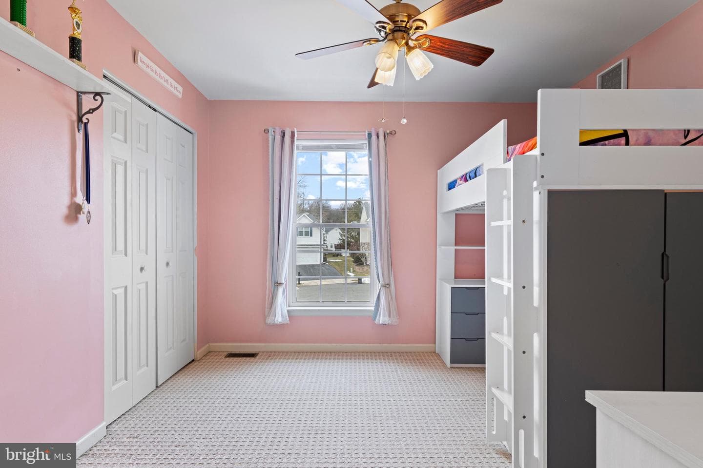 411 Highgrove Lane photo 32