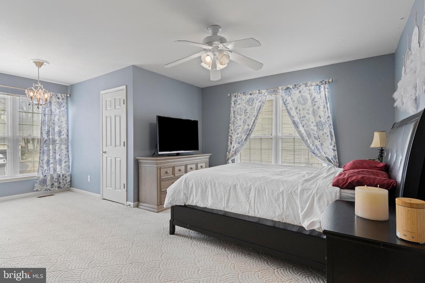 411 Highgrove Lane photo 33