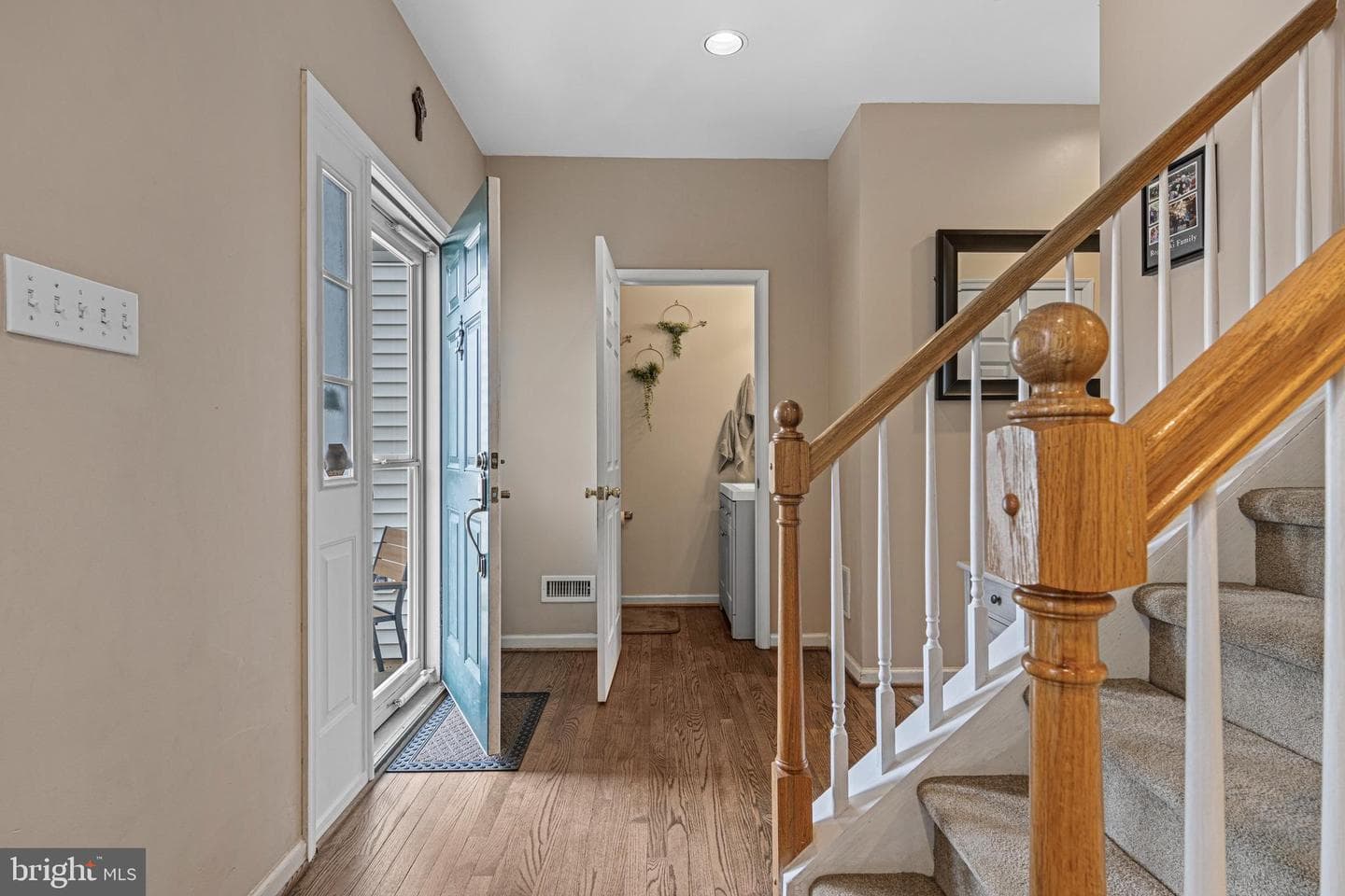 411 Highgrove Lane photo 5