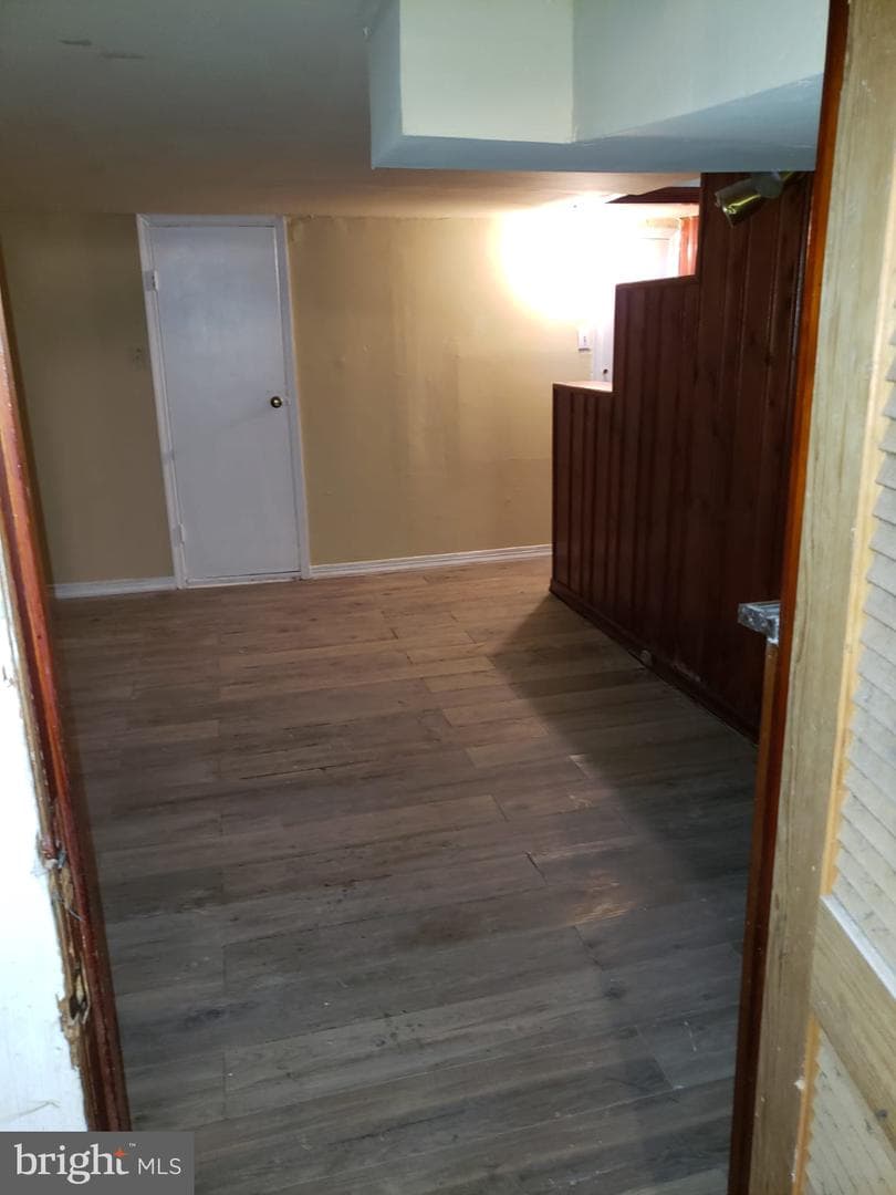208 Marks Avenue photo 18