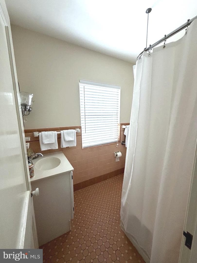 1116 Blythe Avenue photo 21