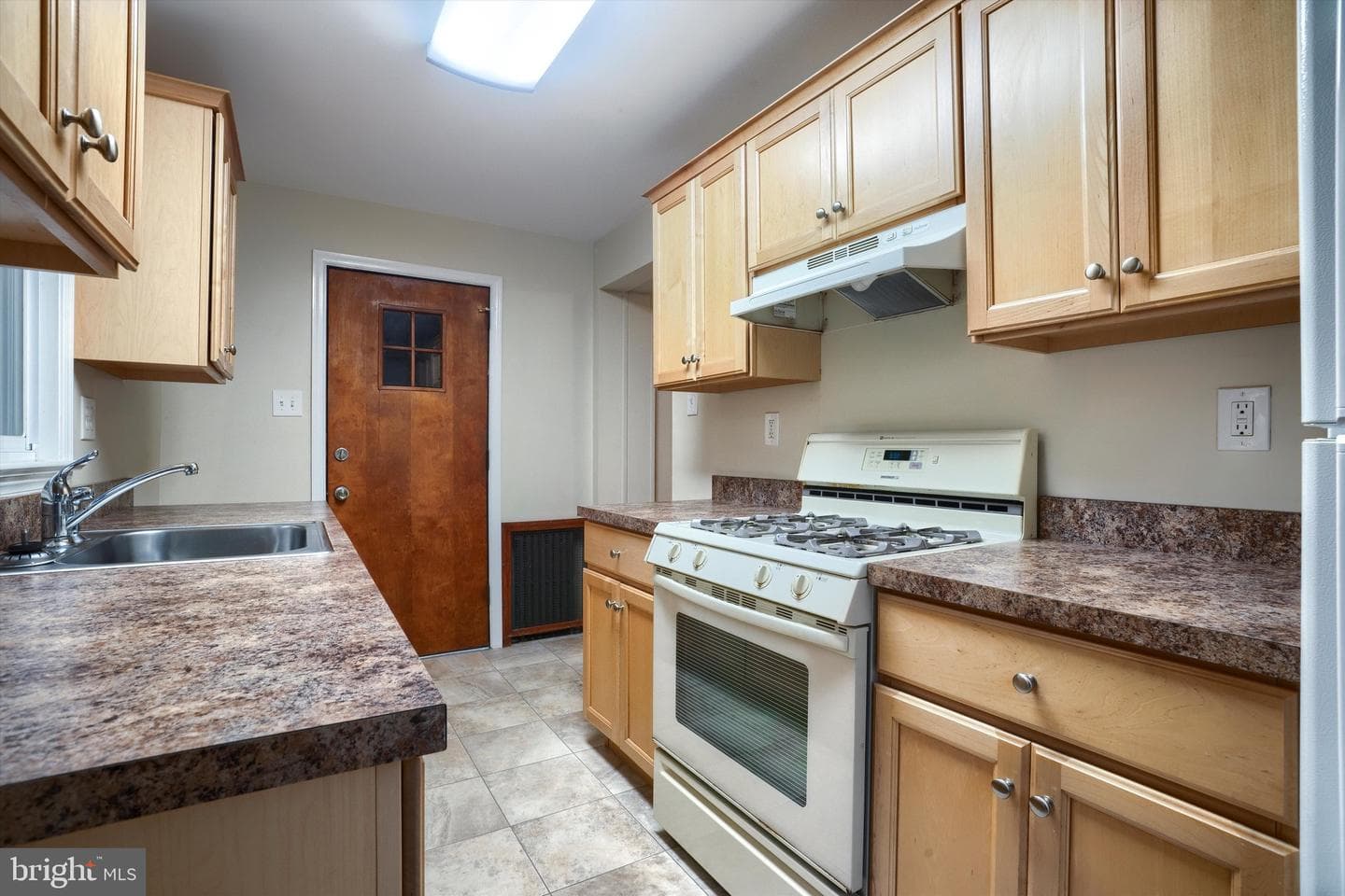 414 South Avenue photo 9
