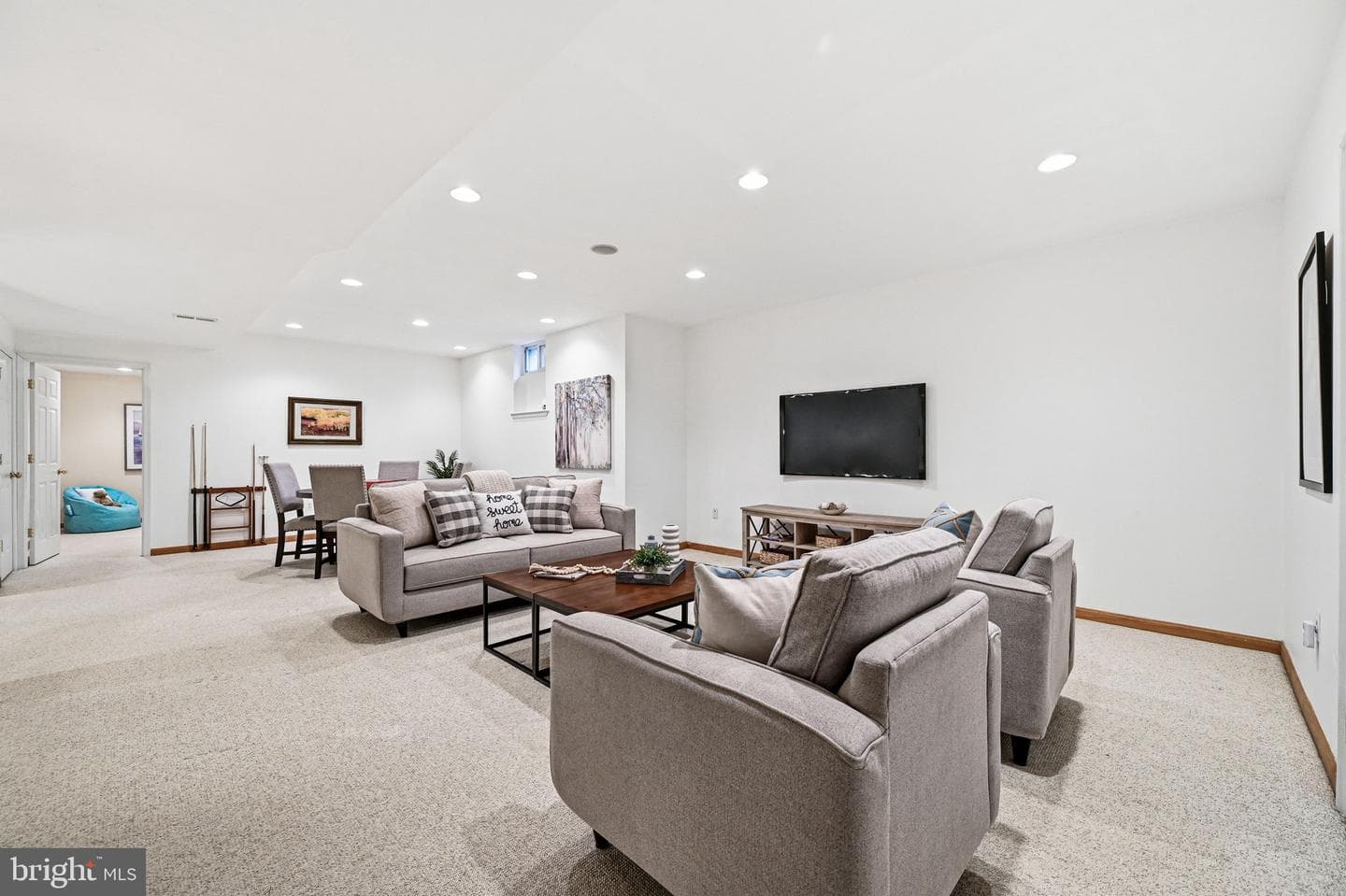 32 Woodsview Drive photo 35