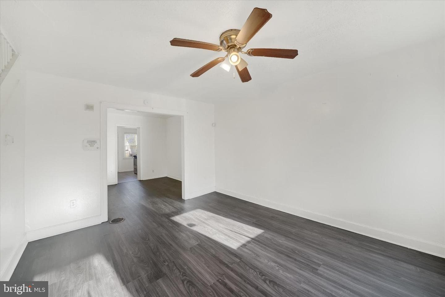 1133 Clover Lane photo 4