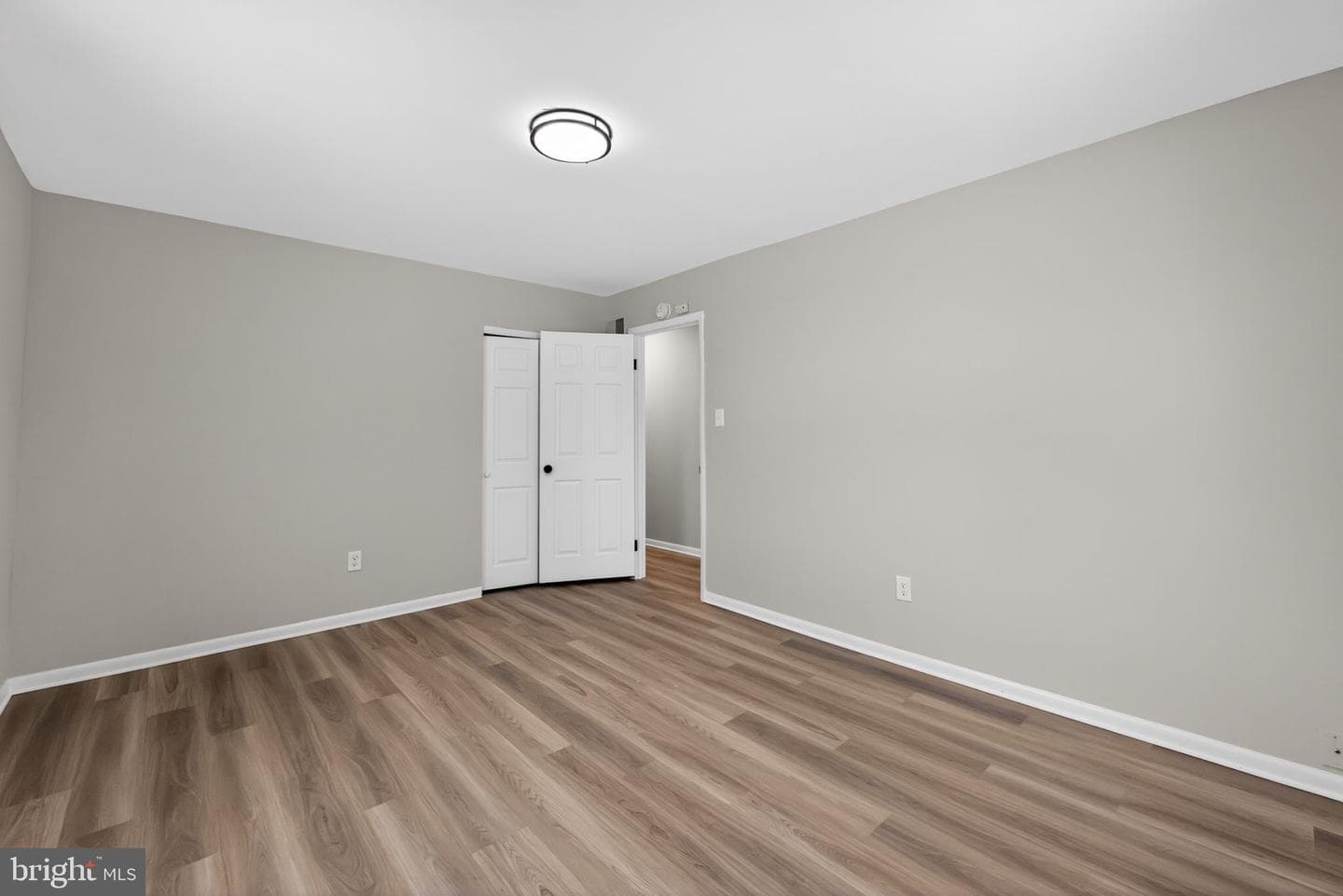 9 Maise Avenue photo 20