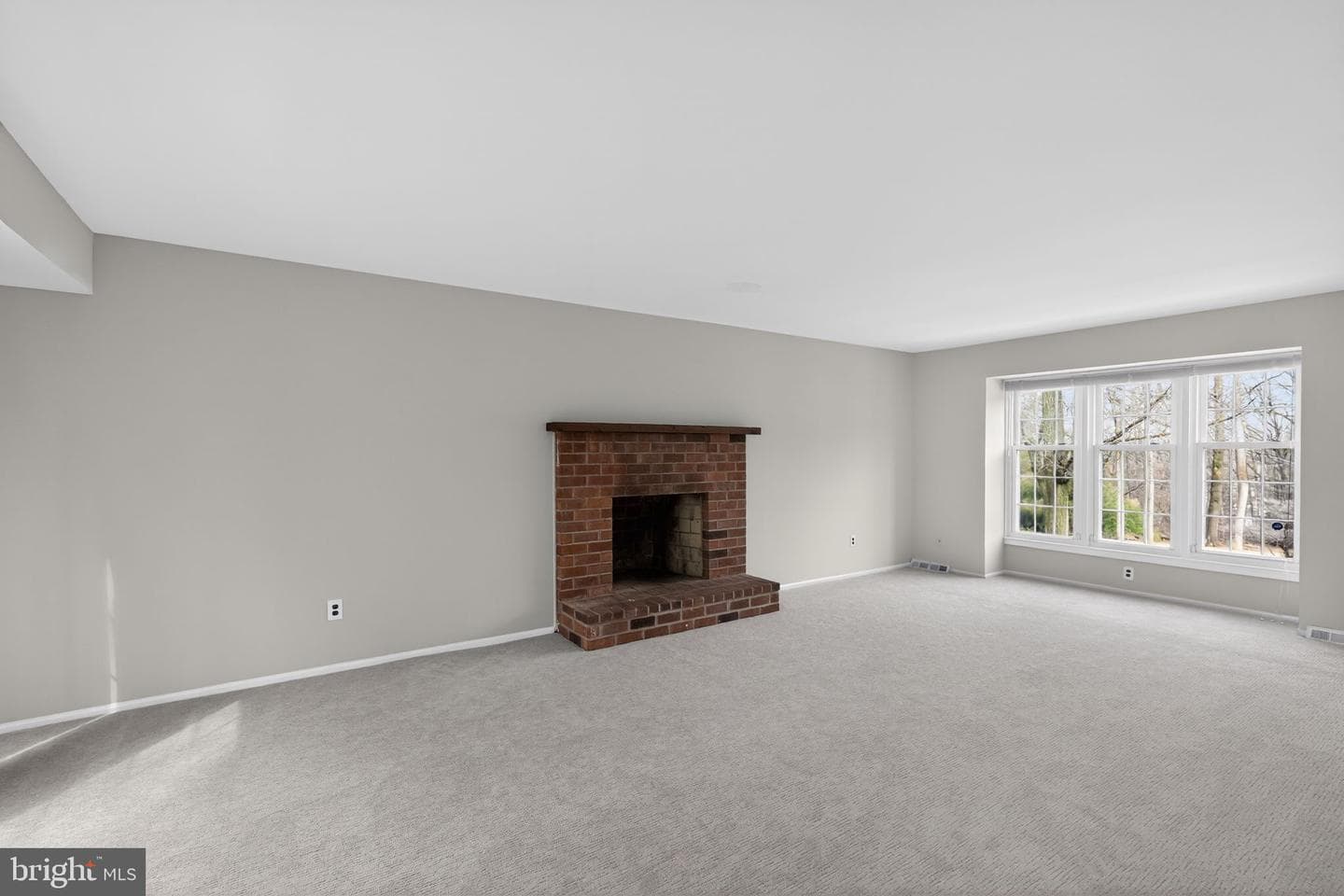 151 Eaton Drive photo 11
