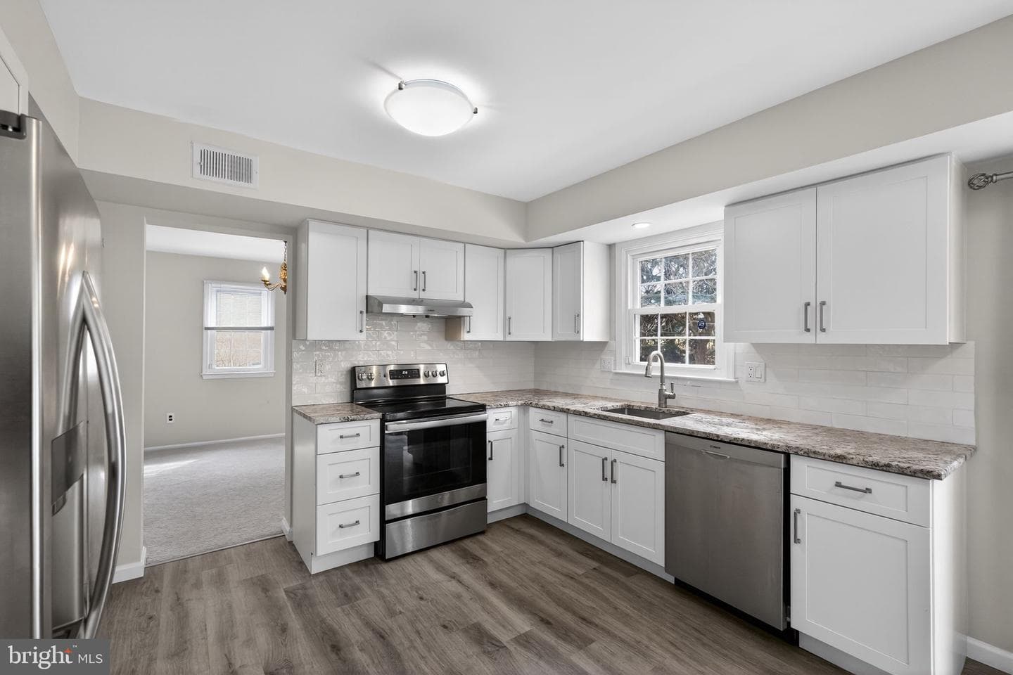151 Eaton Drive photo 8