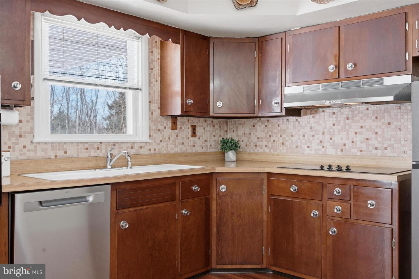 1304 Valley Road photo 16