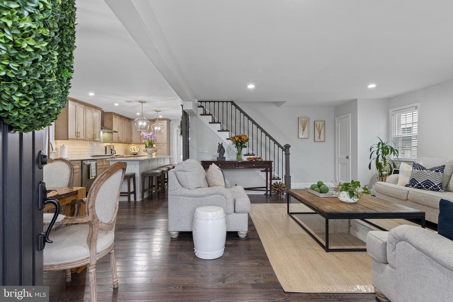 831 Stanbridge Road photo 20