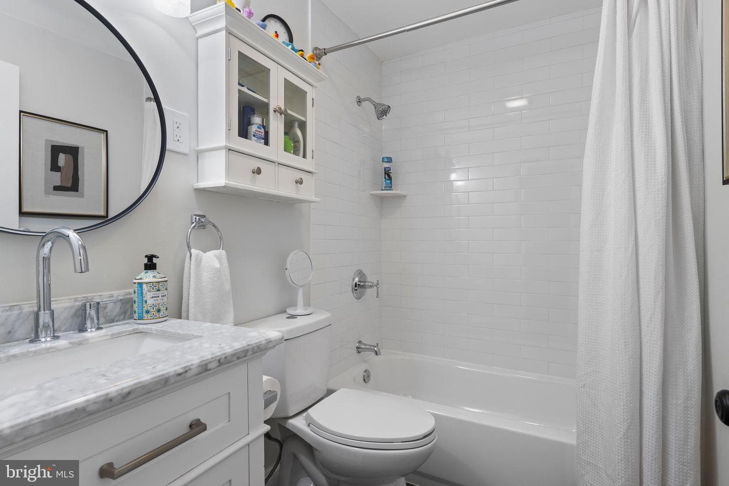 831 Stanbridge Road photo 34