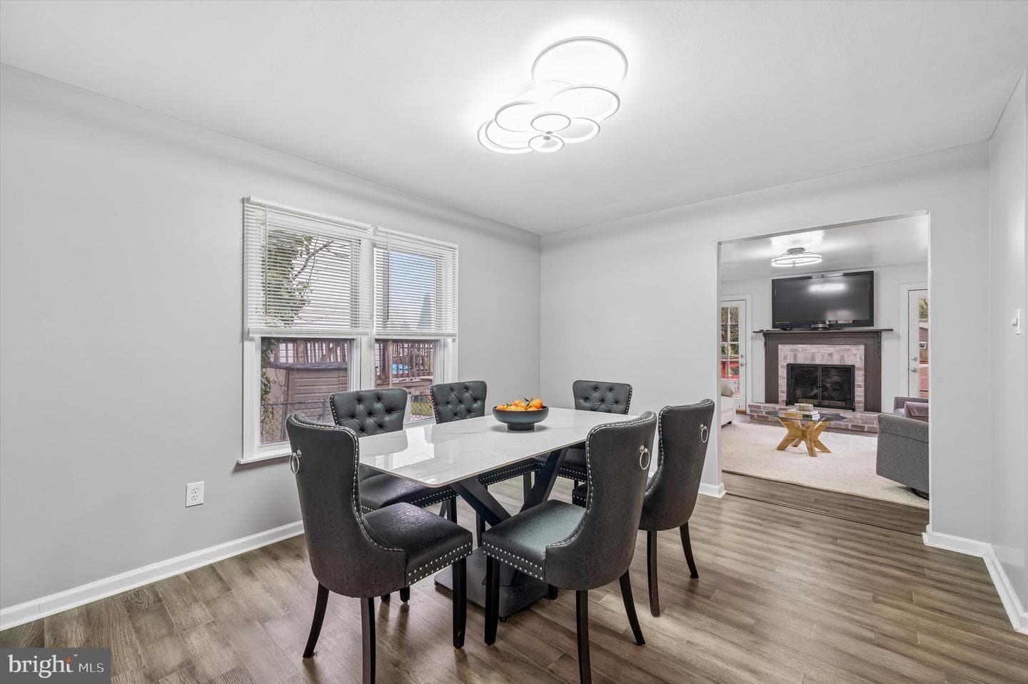 22 E Belair Road photo 9