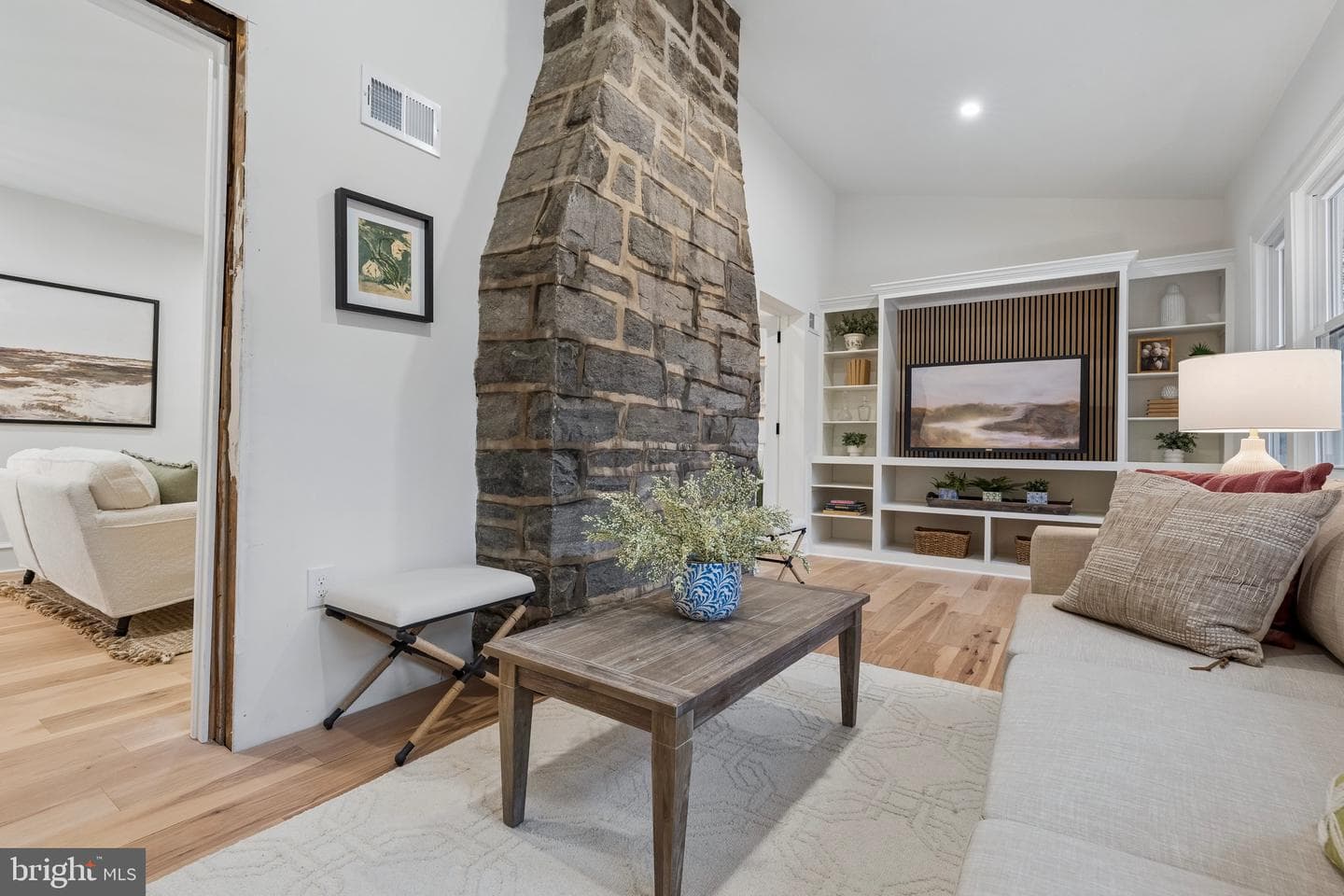 249 Brookline Boulevard photo 16