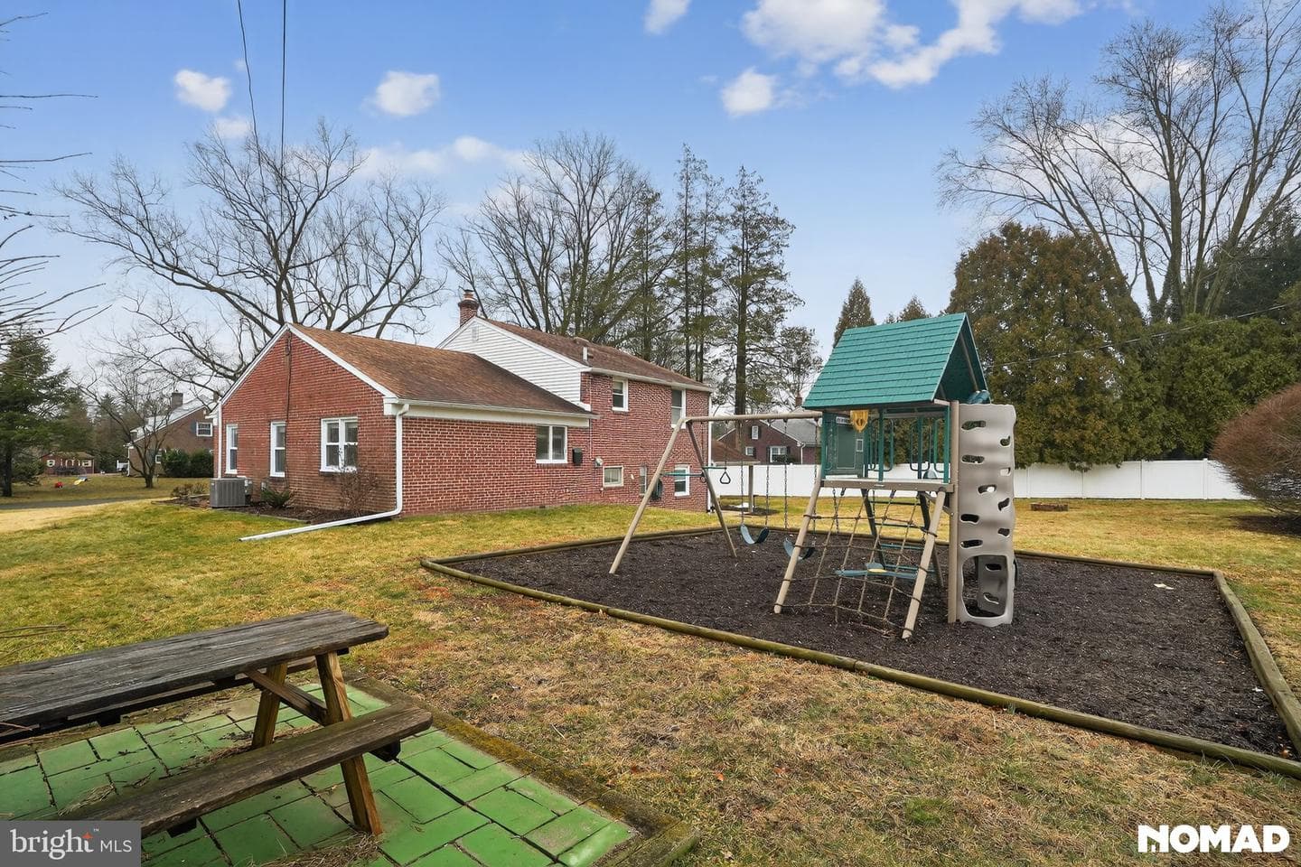 203 Stanford Drive photo 20