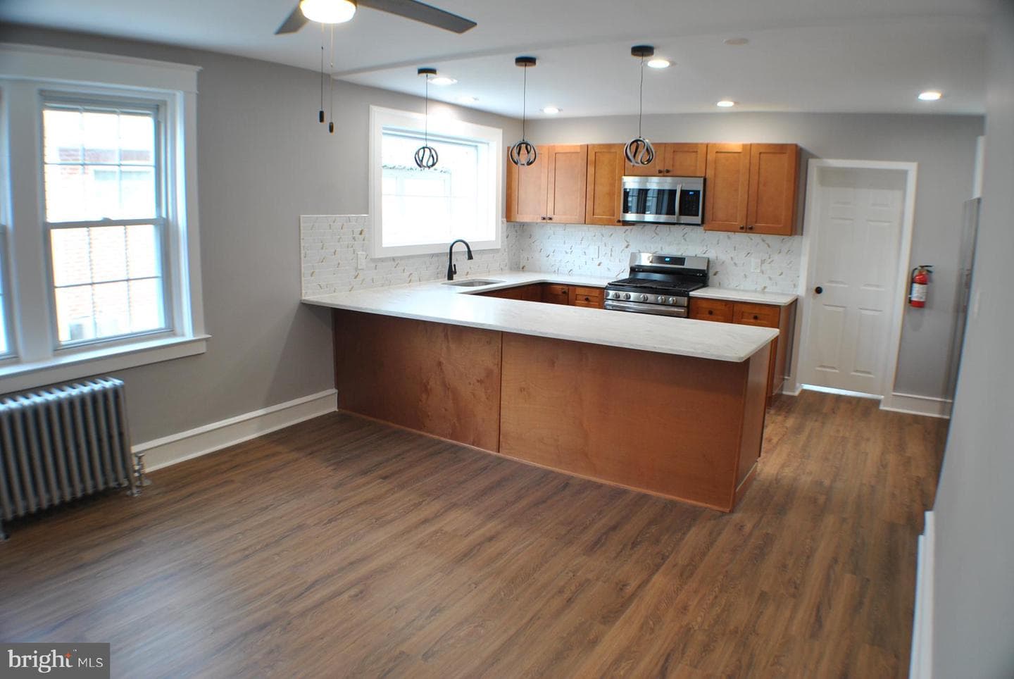 125 E Avon Road photo 14