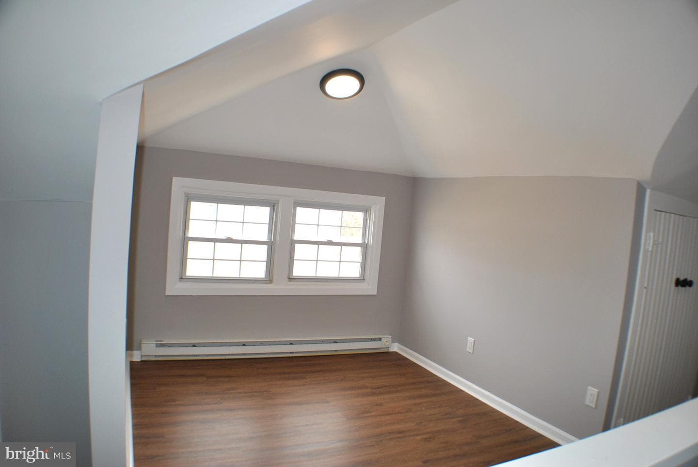 125 E Avon Road photo 24