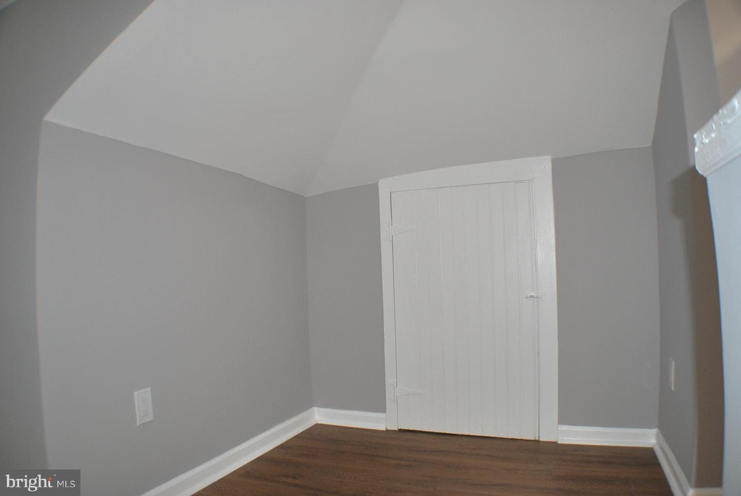 125 E Avon Road photo 26