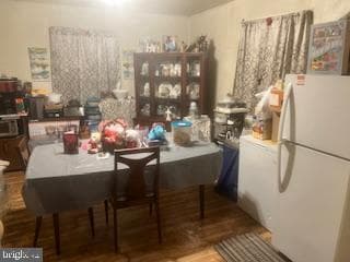 1424 Ridley Avenue photo 11