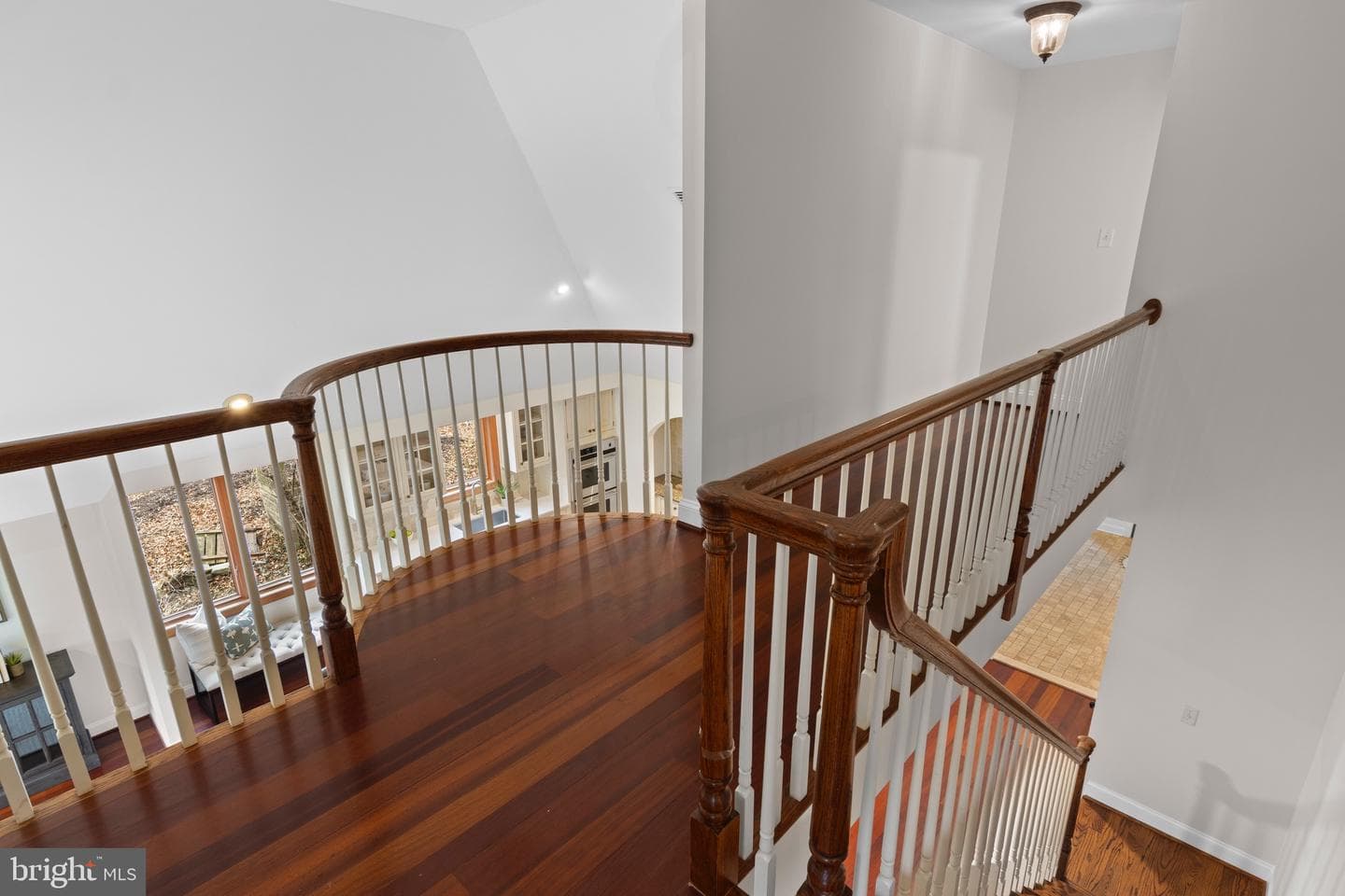525 N Swarthmore Avenue photo 49