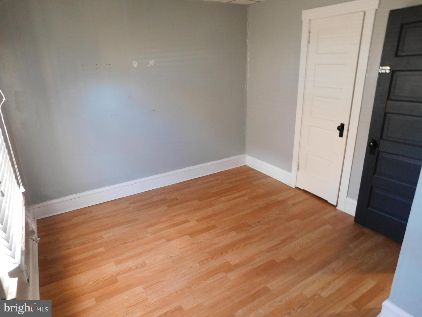1202 Morton Avenue photo 16
