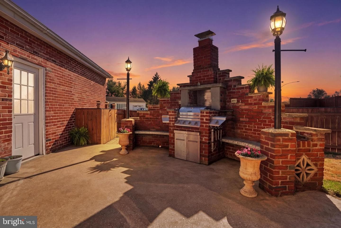 101 Shubrook Lane photo 44