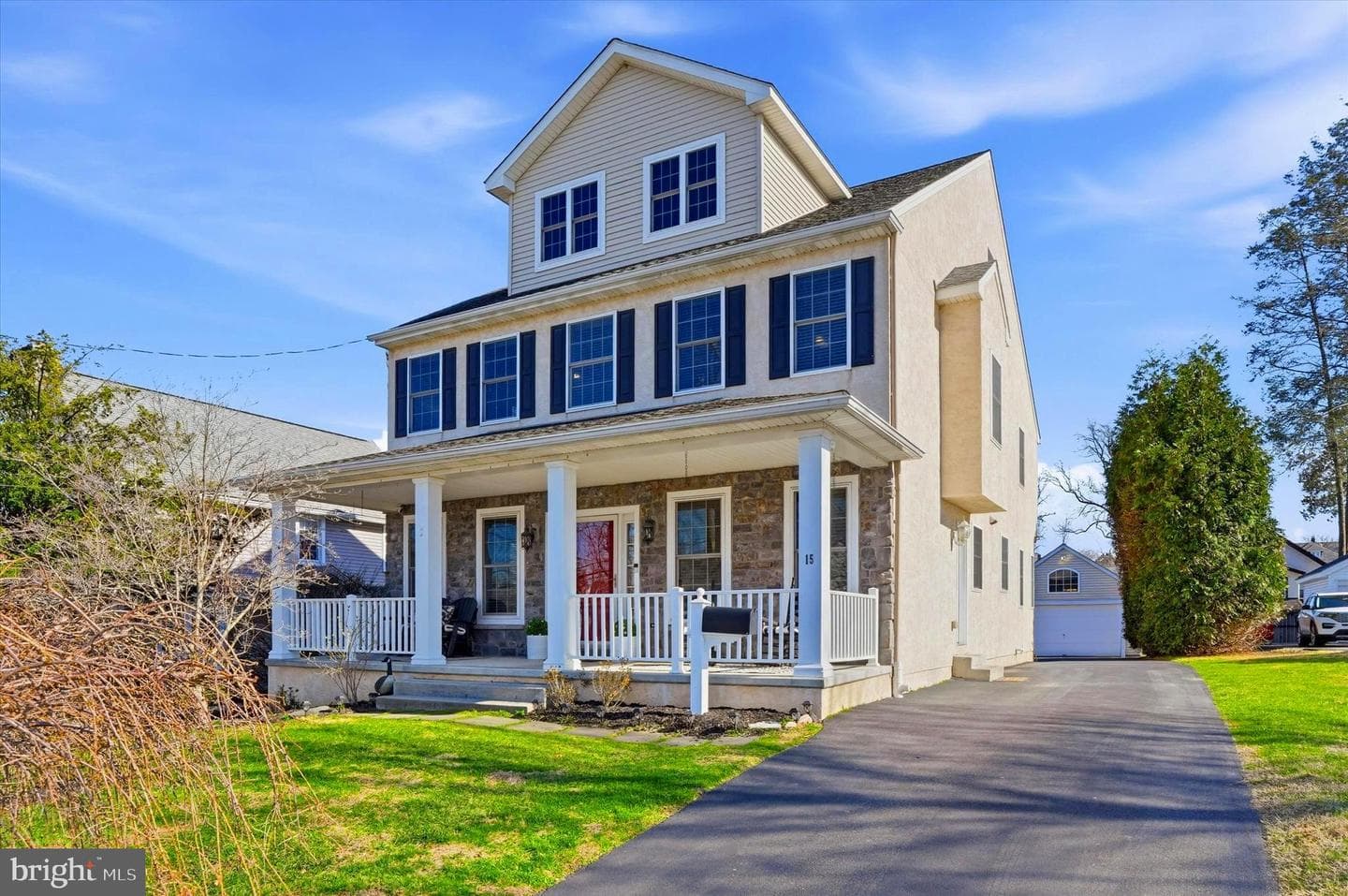 15 E Mercer Avenue photo 3